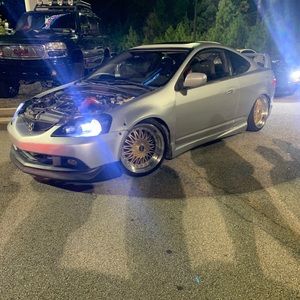 Meet your Posher, Riley